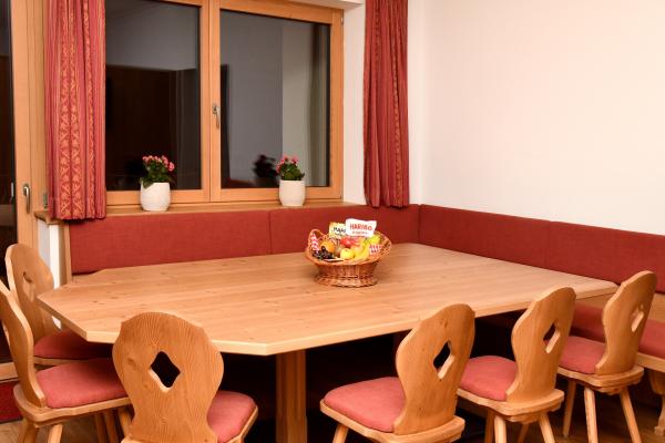 Wellnessappartement Ski-in/Ski-out bij gondel in Brixen im Thale - thumbnail 2