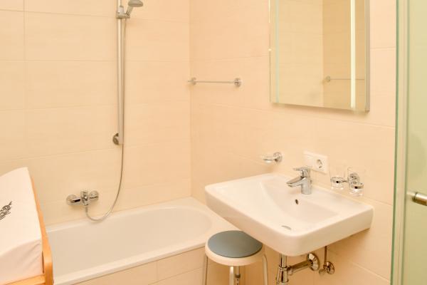 Luxe appartement met wellness, 20m van de gondel in Brixen im Thale - thumbnail 6