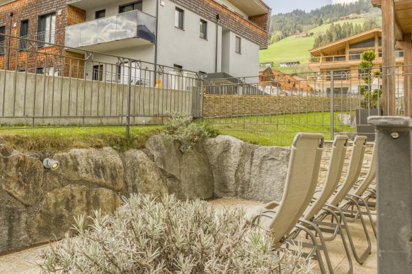 Luxe appartement met wellness, 20m van de gondel in Brixen im Thale - thumbnail 1