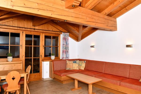 Ruim wellnessappartement voor 12 personen direct aan de gondel in Brixen im Thale - thumbnail 5