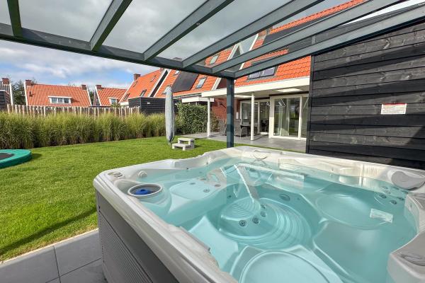Wellnessvilla aan de Zeeuwse kust met sauna, spa-bad en omheinde tuin - thumbnail 2