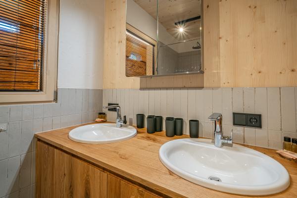Monumentaal chalet voor 8 personen in de bergen van Matrei, met sauna - thumbnail 5