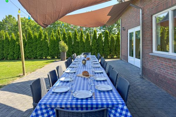Vrijstaand familiehuis met spabad en grote tuin voor 18 personen in Haps - thumbnail 5