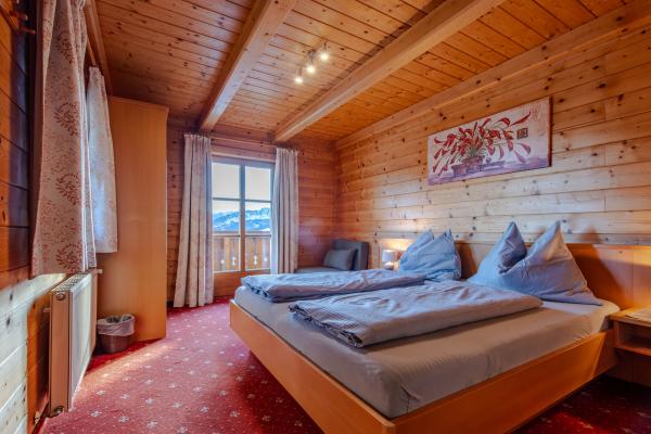 Ruim appartement op de berg bij Wagrain met panoramisch uitzicht - thumbnail 6