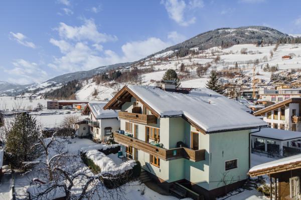 Ruim appartement voor 8 personen in Niedernsill, vlakbij skilift en met tuin - thumbnail 1