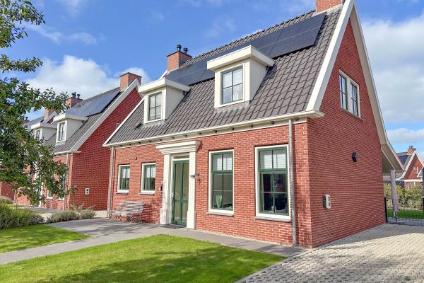 Luxe wellnessvilla aan zee in Colijnsplaat – sauna, bubbelbad en strand op 500m - thumbnail 2