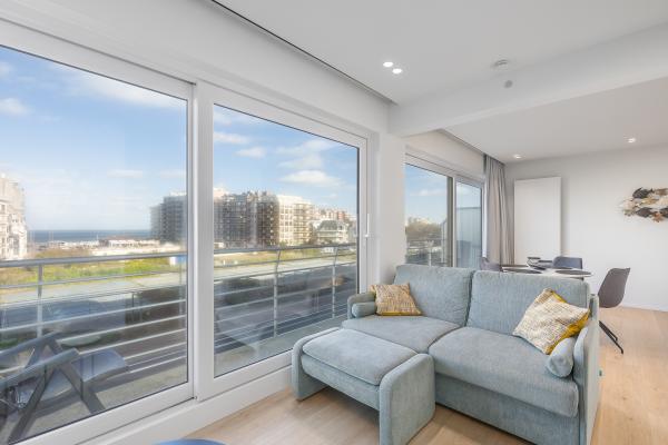 Appartement met frontaal zeezicht in Westende, vlakbij strand en centrum - thumbnail 2