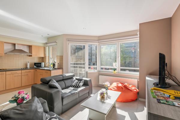 Licht appartement op 250m van strand en pier in Blankenberge - thumbnail 1