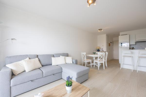 2-persoons appartement met terras in centrum Middelkerke - thumbnail 3