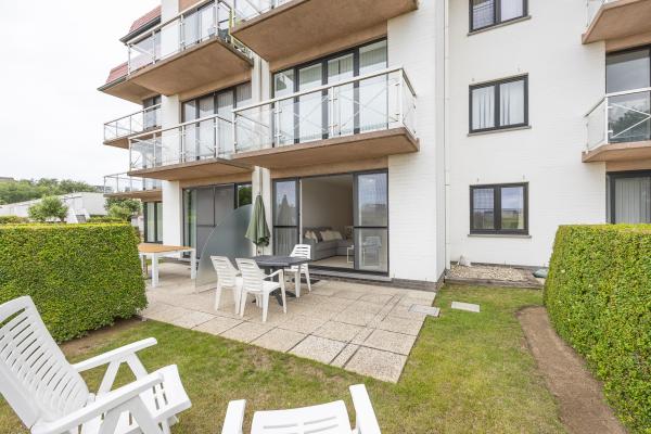 2-persoons appartement met terras in centrum Middelkerke - thumbnail 1