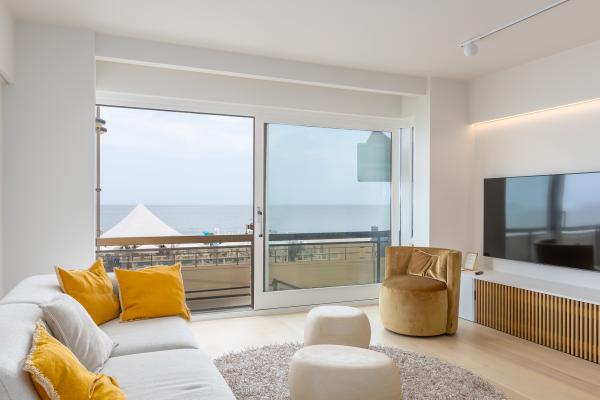 Frontaal zeezicht appartement voor 5 op 10 meter van het strand in Middelkerke - thumbnail 2