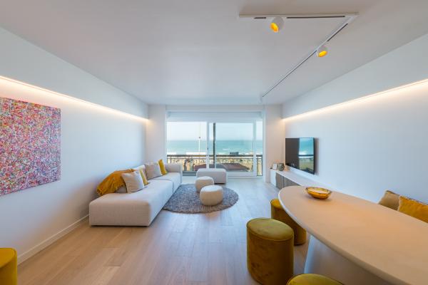 Frontaal zeezicht appartement voor 5 op 10 meter van het strand in Middelkerke - thumbnail 1