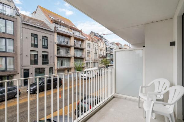 Stijlvol nieuwbouwappartement op 450m van het strand in Blankenberge - thumbnail 2