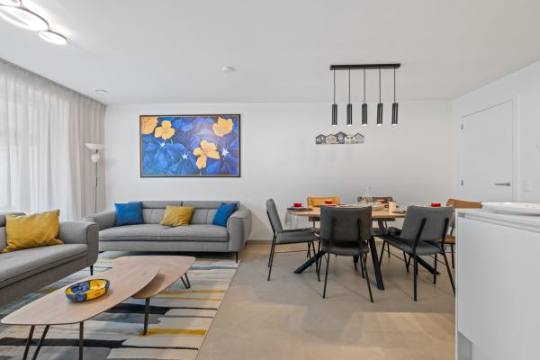 Stijlvol nieuwbouwappartement op 450m van het strand in Blankenberge - thumbnail 1