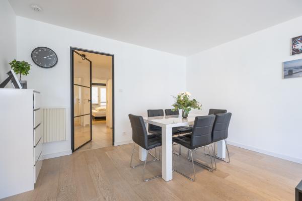 Licht appartement op vierde verdieping met terrassen, 45 meter van centrum - thumbnail 4