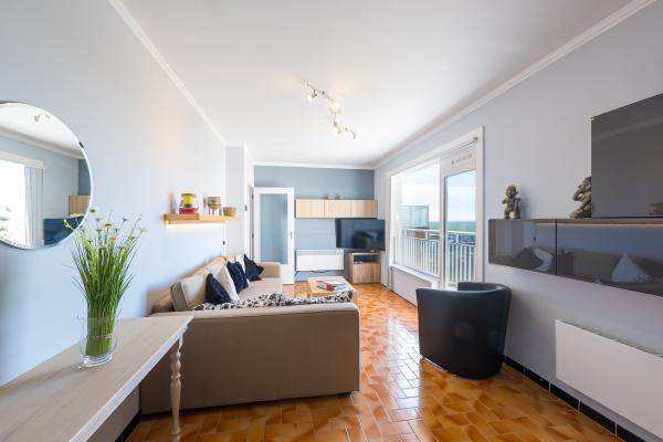 In het centrum van Middelkerke: zonnig dakappartement voor 4 personen - thumbnail 1