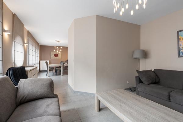 Licht appartement op de begane grond met tuintje, op 5 minuten van zee - thumbnail 2