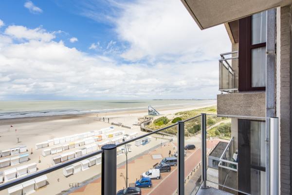 4-persoons appartement met zeezicht op de Zeedijk in Blankenberge - thumbnail 2
