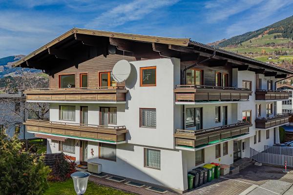 Ruim appartement voor 12 personen direct aan de piste in Mittersill - thumbnail 1