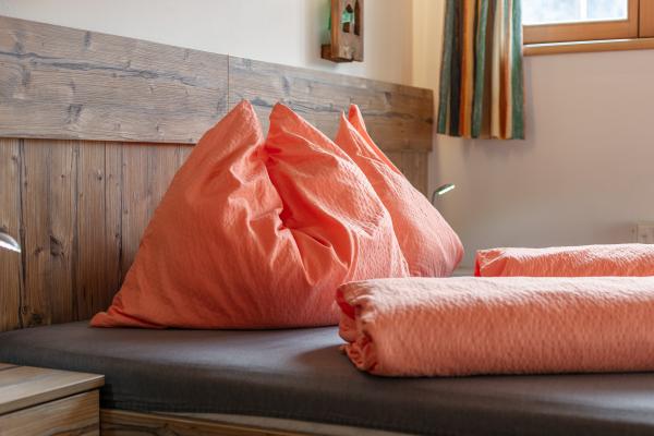 Rustiek appartement met wellness direct aan de skipiste in Leogang - thumbnail 4
