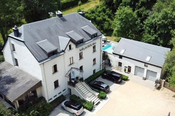 Luxe groepswoning voor 24 personen met privézwembad en sauna in Grupont - thumbnail 2