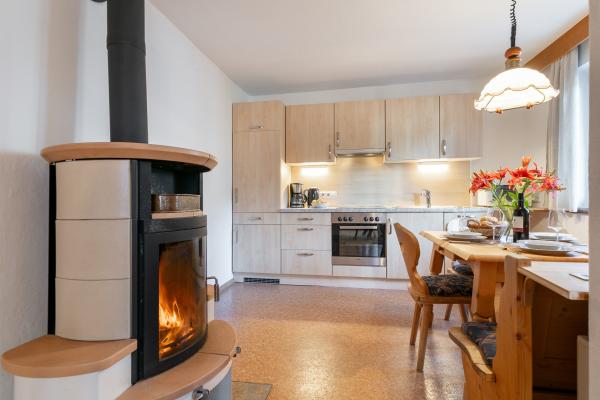 2 Gezellige appartementen in hartje Westendorf, 90m van de skilift - thumbnail 3