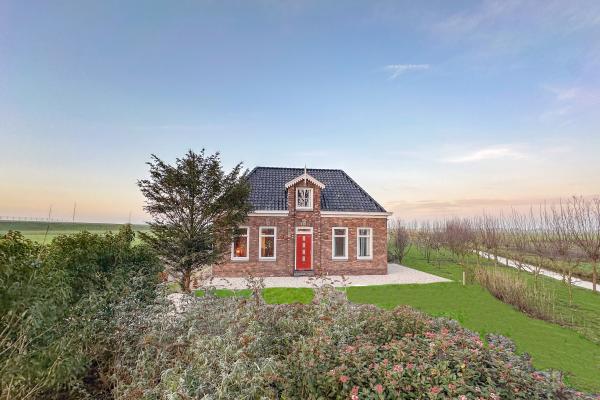 Idyllisch landhuis aan het water in waterrijk Noord-Holland - thumbnail 2