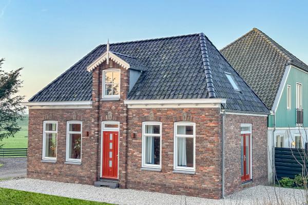 Idyllisch landhuis aan het water in waterrijk Noord-Holland - thumbnail 1