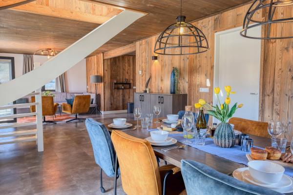 Royaal chalet met sauna en terras vlakbij de Afritzer See voor 8 personen - thumbnail 6