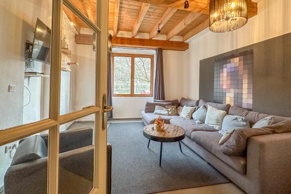 Groepshuis Quelle aan de Moezel: 7 slaapkamers met eigen badkamer in centrum Bernkastel - thumbnail 3