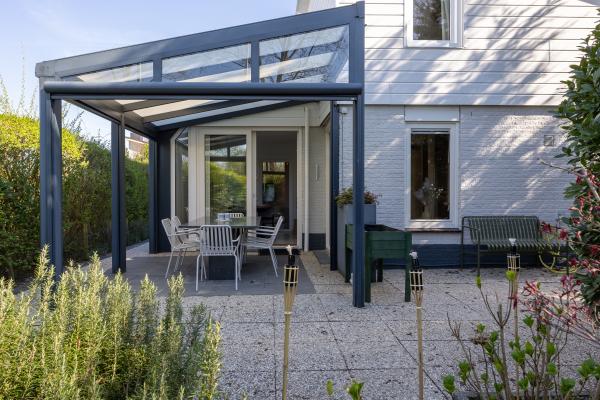 Vrijstaand familiehuis op Beach Resort Zeeland, loopafstand strand - thumbnail 1