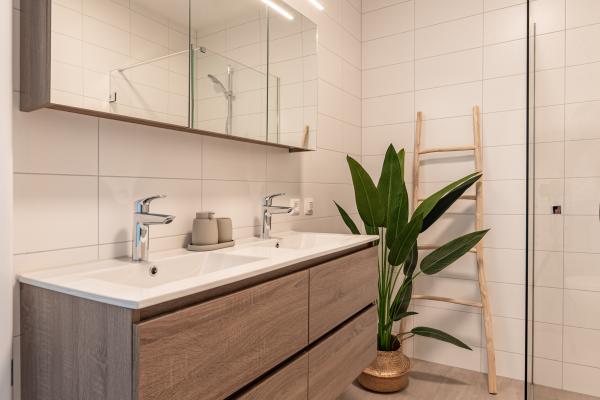 Luxe penthouse met panoramisch uitzicht op de haven van Kortgene - thumbnail 6
