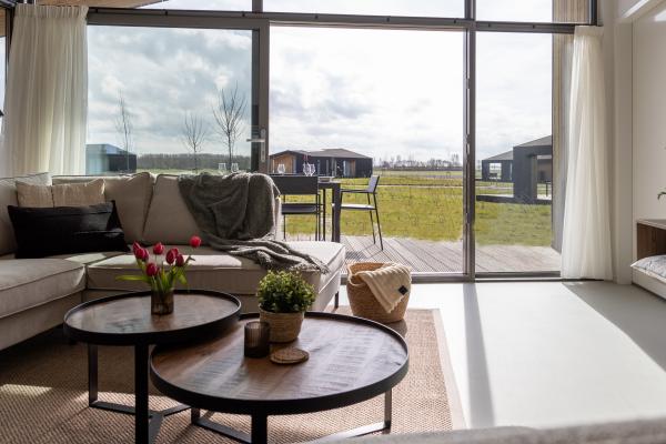 Modern vakantiehuis met wijds uitzicht over Zeeuwse polders, nabij strand - thumbnail 3