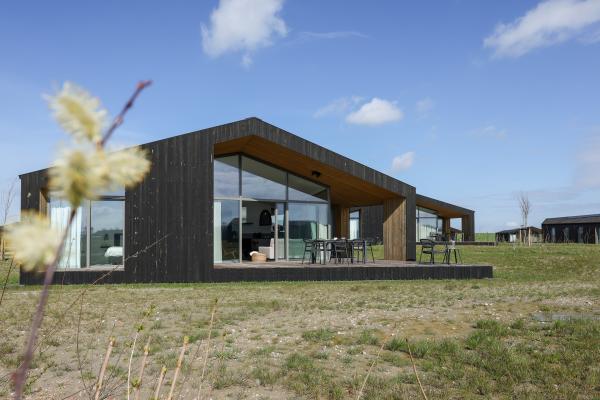 Duurzaam natuurhuis in Zeeuwse polders met stranden op fietsafstand - thumbnail 1