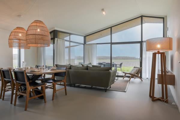 Vrijstaand natuurhuis in Zeeuws polderlandschap met uitzicht over de velden - thumbnail 3