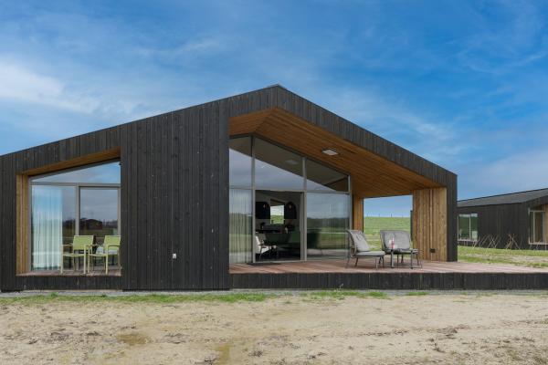 Natuurhuisje aan het water in Wissenkerke, Noord-Beveland - thumbnail 1