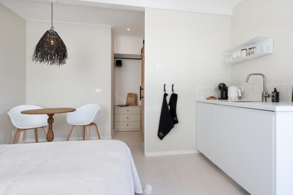 Slow Living Suite bij strand Oostkapelle – Ontspan aan de Zeeuwse kust - thumbnail 1
