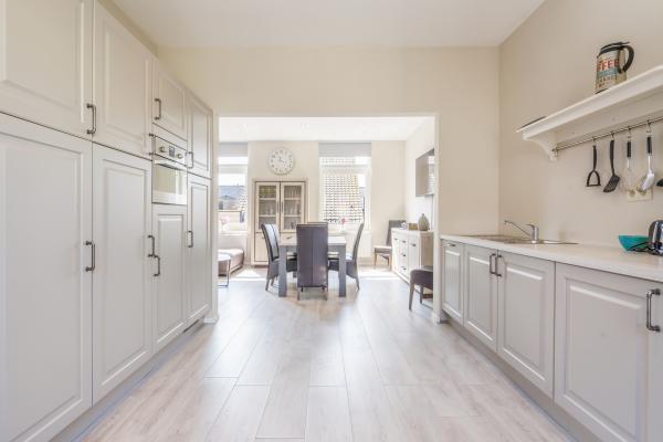 In het centrum van Blankenberge: licht appartement voor 5 personen - thumbnail 5