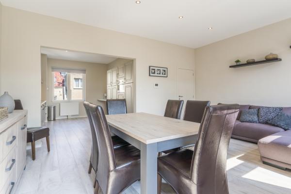 In het centrum van Blankenberge: licht appartement voor 5 personen - thumbnail 3