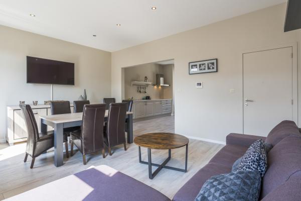 In het centrum van Blankenberge: licht appartement voor 5 personen - thumbnail 2