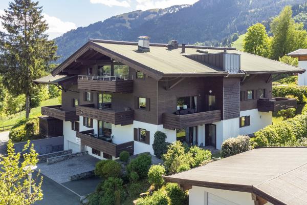 Alpine appartement met zonneterras en 2 badkamers in hartje Kitzbühel - thumbnail 1