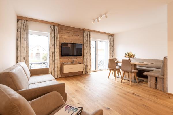 Modern appartement met terras in hartje Mauterndorf, Salzburgerland - thumbnail 1