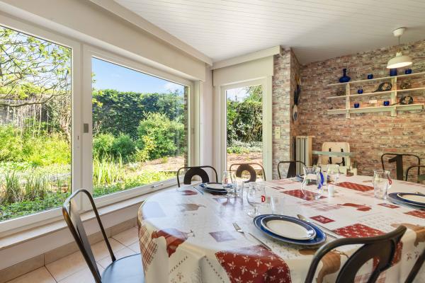 Ruim vakantiehuis voor 8 personen in het hart van Le Bizet - thumbnail 1