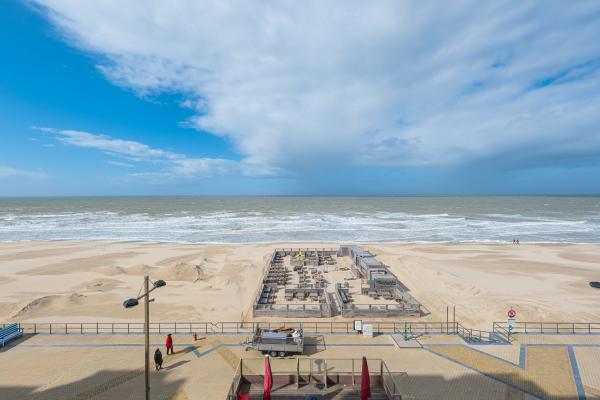Licht appartement op de Zeedijk met onbelemmerd zeezicht in Middelkerke - thumbnail 4