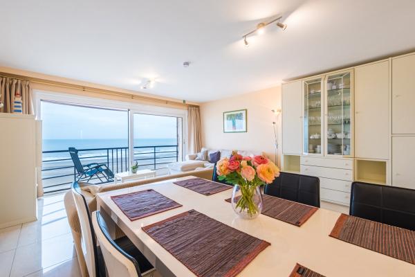 Centraal gelegen appartement in Middelkerke met zeezicht (5) - thumbnail 2