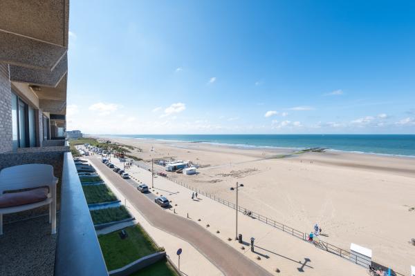 Zonnig appartement op 5e verdieping met terras en weids zeezicht in Middelkerke - thumbnail 3