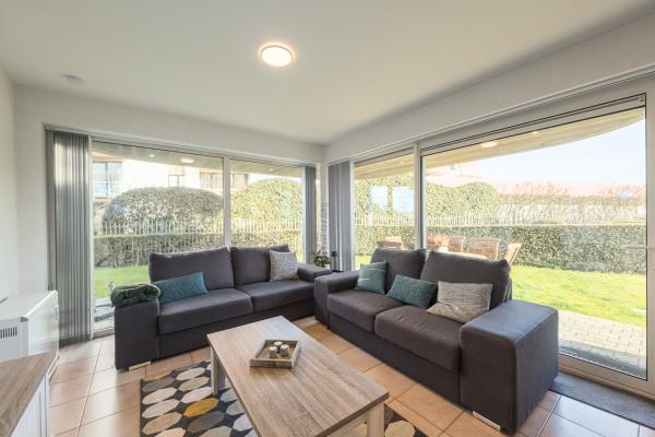 Gelijkvloers appartement met tuin op 300m van zee in Middelkerke - thumbnail 1