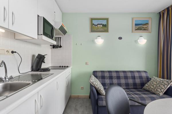 Zonnige studio met terras en strandcabine, 6 meter van centrum Blankenberge - thumbnail 6