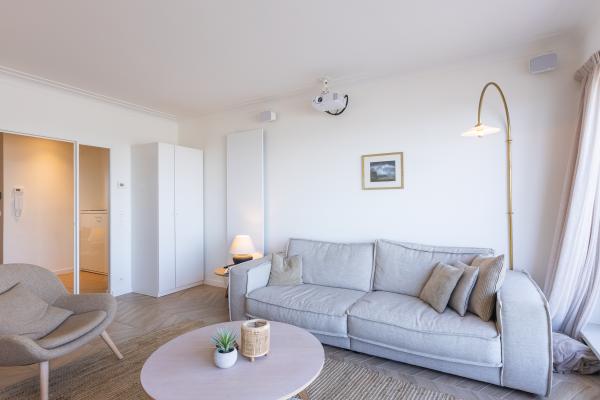 Lichtrijk appartement met frontaal zeezicht in Middelkerke - thumbnail 3