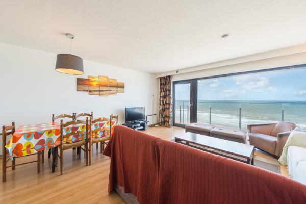 6-persoons appartement met zeezicht in centrum Middelkerke · 80 m² - thumbnail 2